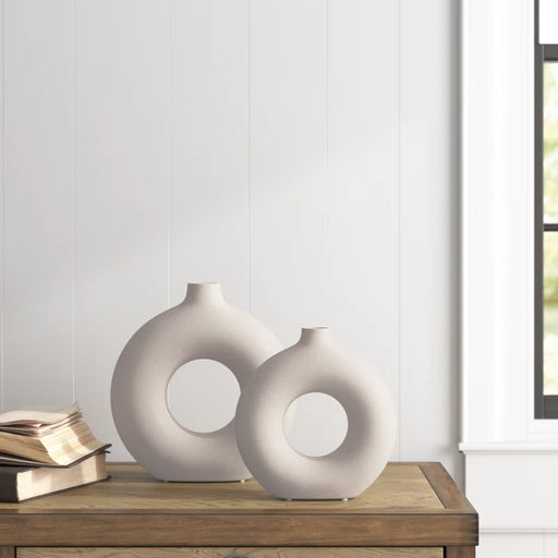 Aionna Ceramic Table Vase