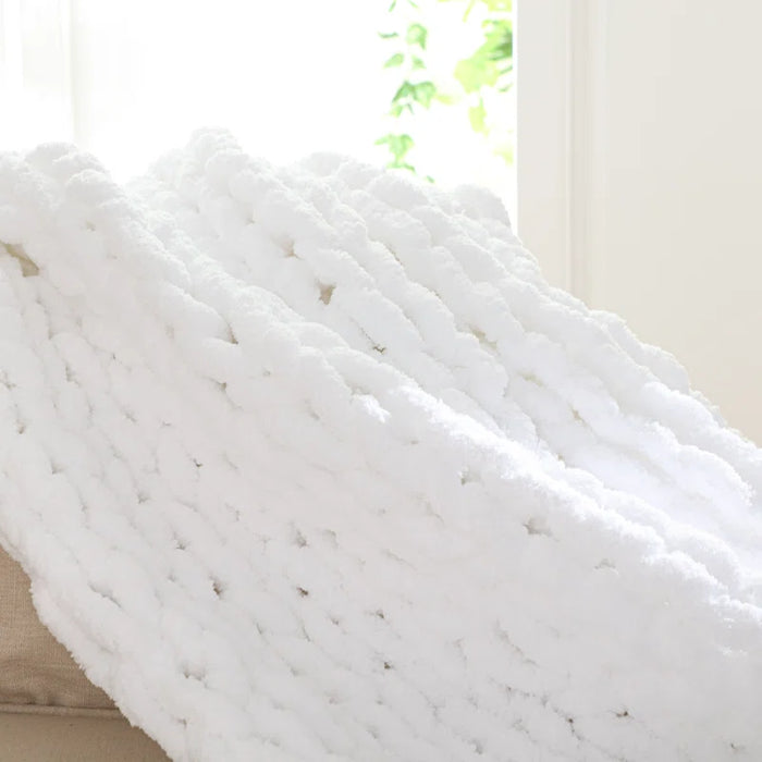 Chenille Chunky Knit Throw, Luxury Hand-Knitted Yarn Throw Blanket