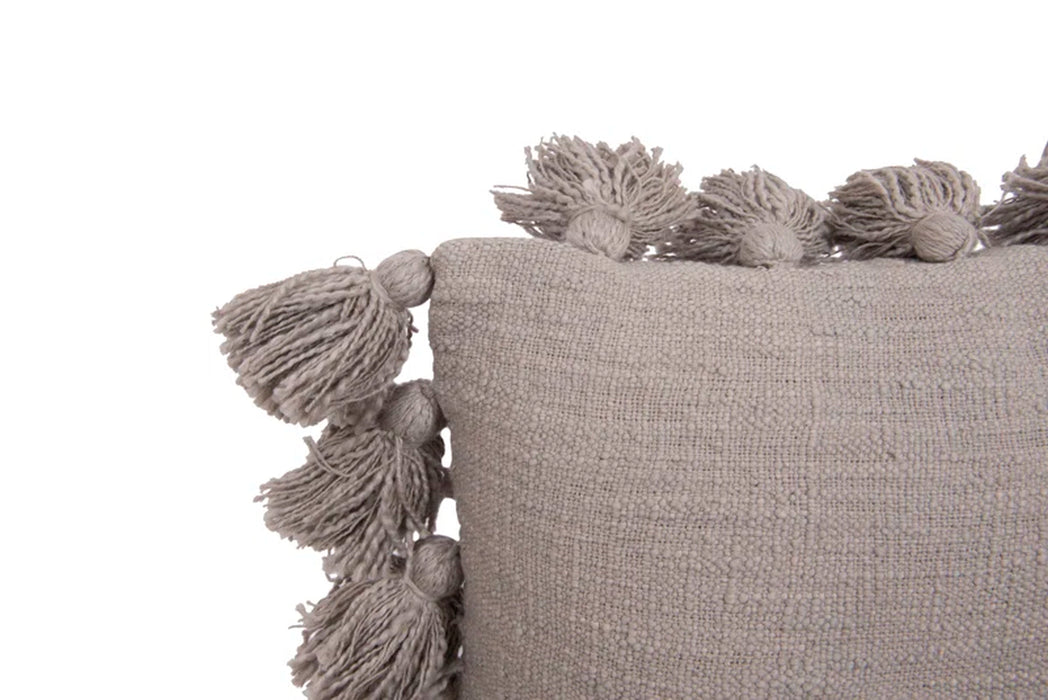 Vivienne Tassels Cotton Throw Pillow