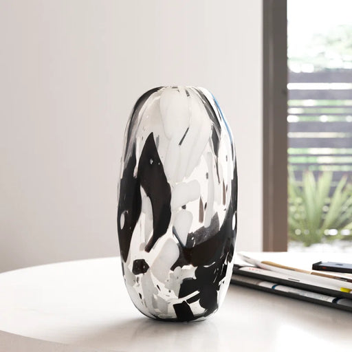 Aneeksha Glass Table Vase