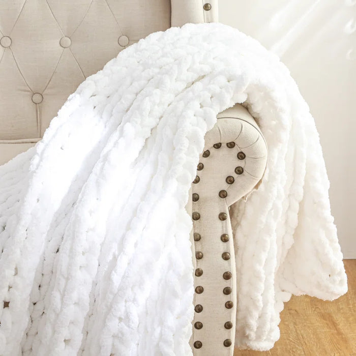 Chenille Chunky Knit Throw, Luxury Hand-Knitted Yarn Throw Blanket