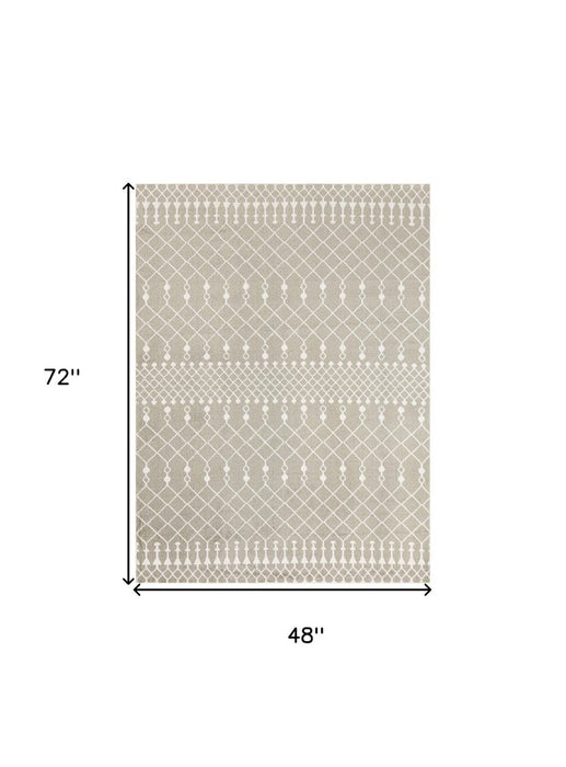 Rectangular rug with geometric pattern and dimensions 48" x 72" on a white background