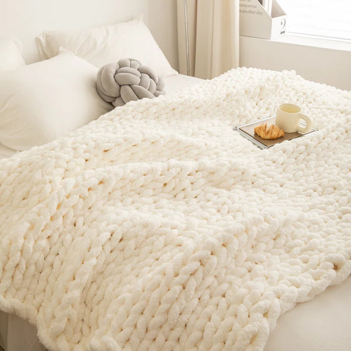 Chenille Chunky Knit Throw, Luxury Hand-Knitted Yarn Throw Blanket