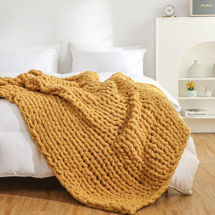 Chenille Chunky Knit Throw, Luxury Hand-Knitted Yarn Throw Blanket