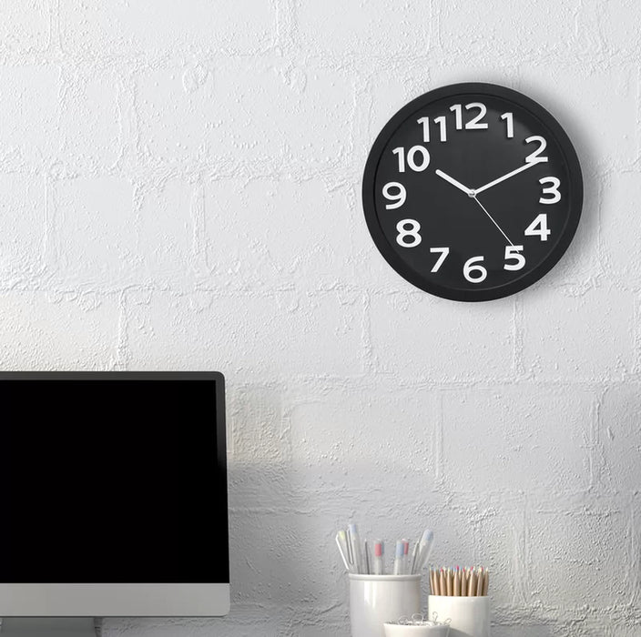 Vaseur Wall Clock